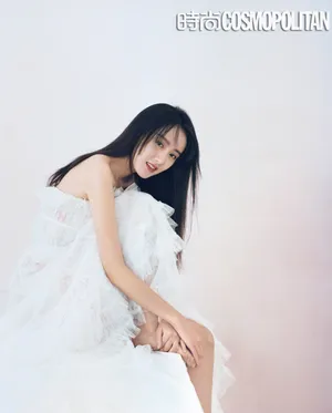 袁冰妍最新红蓝写真大片_11