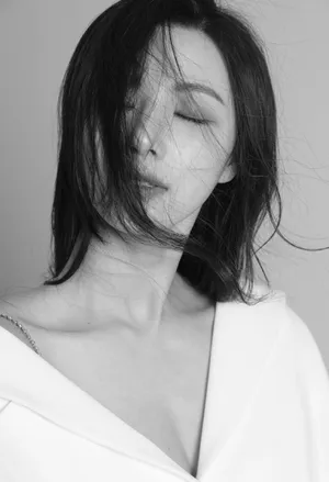 陈米麒黑白质感写真大片_5