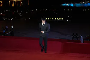 易烊千玺干净利落帅气写真图片_8