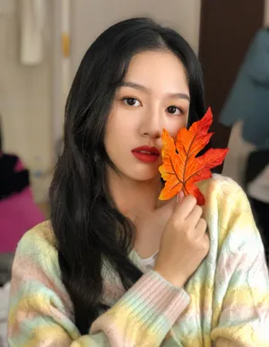 周也初秋甜美养眼写真图片_2