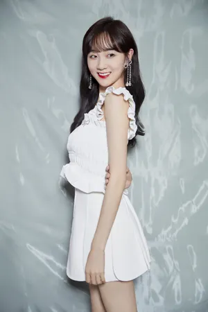 李子璇白裙少女性感写真图片_4