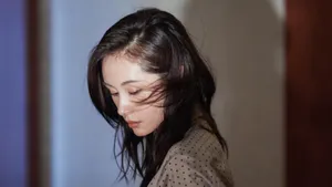 王子文优雅大气性感图片写真_3