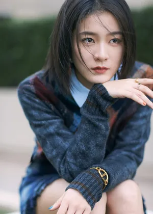 张雪迎流苏半裙性感写真图片_4