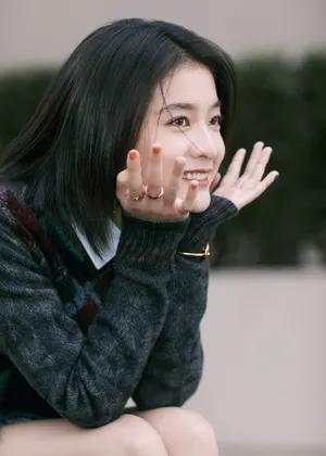 张雪迎流苏半裙性感写真图片_5