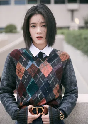 张雪迎流苏半裙性感写真图片_7