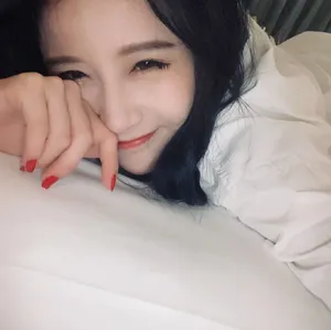 SNH48-段艺璇甜美笑容笑眼弯弯自拍图片_4