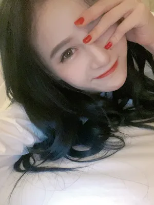 SNH48-段艺璇甜美笑容笑眼弯弯自拍图片_6