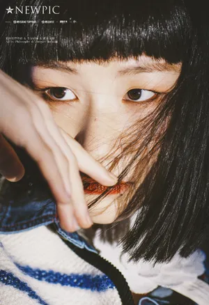 金靖摩登性感时尚杂志写真_8