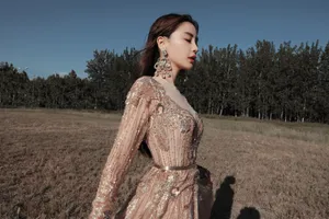 Angelababy钻石鎏金裙性感图片写真_3