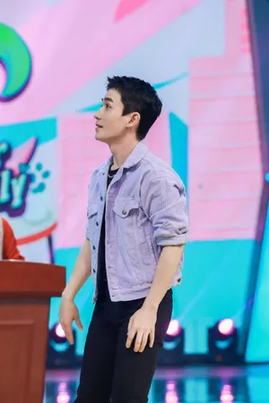 朱一龙快乐大本营2020剧照图片_12