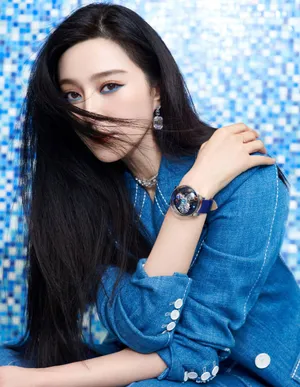 范冰冰西服贝雷帽潇洒干练写真图片_11
