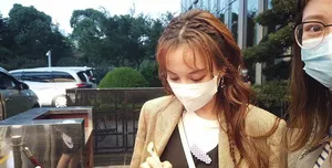 吴昕长卷发妆容精致温柔魅力美照图片