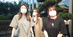 吴昕长卷发妆容精致温柔魅力美照图片_3