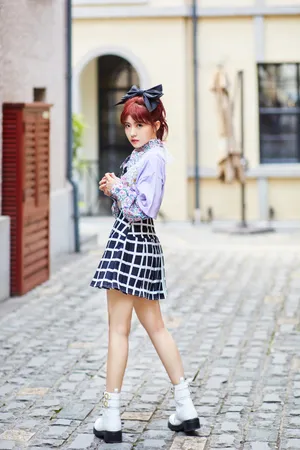 赖美云超大蝴蝶结甜美少女感写真图片_7
