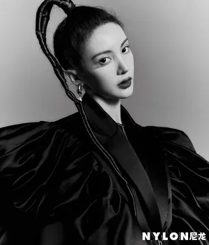 金晨高马尾个性写真图片