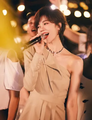 郁可唯性感森林系大片写真图片_10