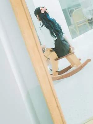 程潇甜美俏皮居家写真图片_14