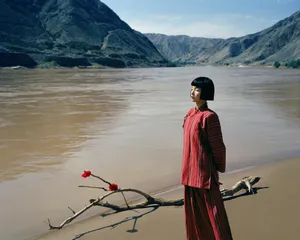 雎晓雯“蕾虎黄河”主题大片写真图片_10