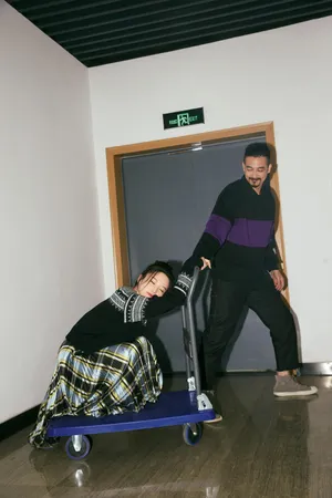 杨子姗吴中天情侣写真图片