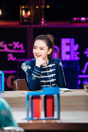 戚薇《心动的信号》酷飒剧照图片_6