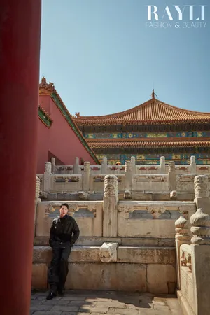 许魏洲琉璃影壁大片写真图片_4