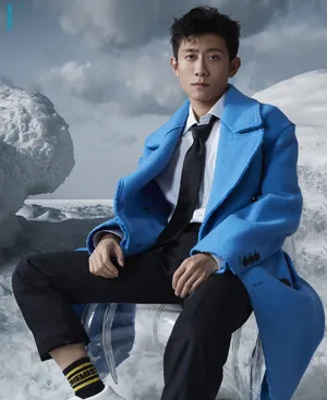 张一山帅气百变杂志写真大片