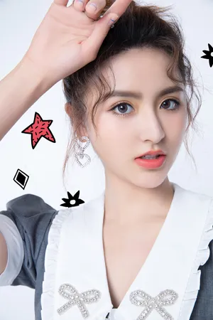 金子涵百褶裙轻甜写真图片_4