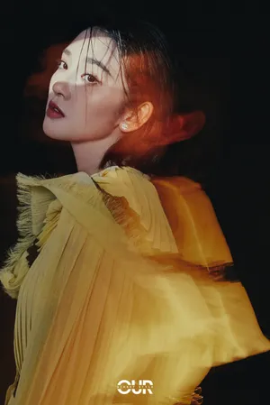 唐艺昕黄色长裙优雅写真图片_8
