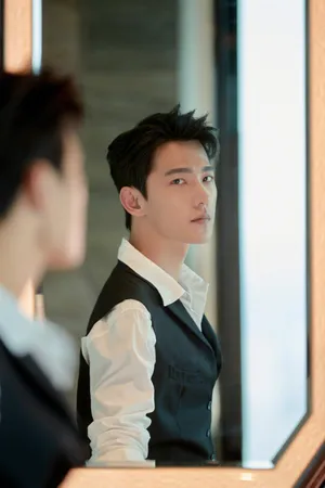 杨洋简洁绅士型男写真图片_8
