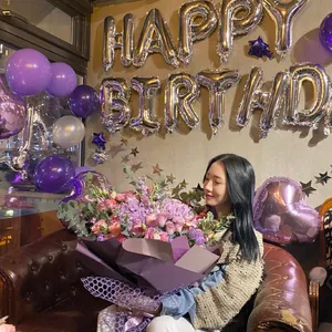 孟美岐生日笑容甜美美照图片