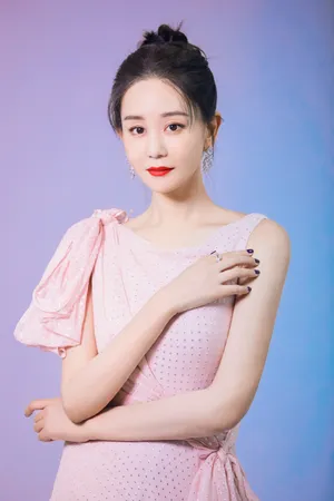 海陆淡粉长裙优雅温婉写真图片_7