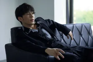 白宇简约黑色西服优雅写真图片_2