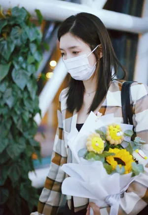 江疏影早秋机场私服照图片_2