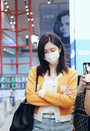 江疏影早秋机场私服照图片_5