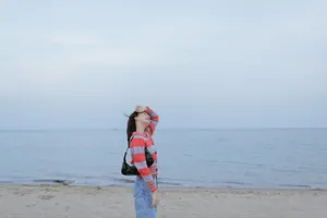 袁姗姗清新海边写真图片_3