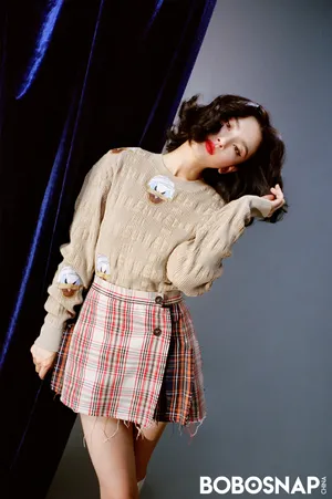 宋祖儿复古蜂窝头造型写真图片_9