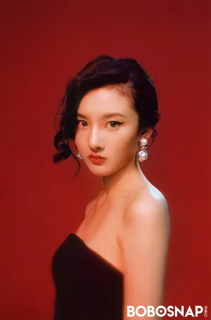 宋祖儿复古蜂窝头造型写真图片_10
