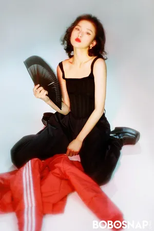 宋祖儿复古蜂窝头造型写真图片_12