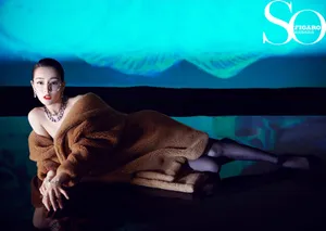 迪丽热巴光影舞动大片写真图片_8