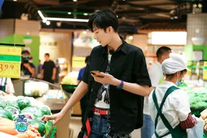 刘宇宁《中餐厅第四季》第十期剧照图片_5