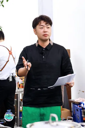 杜海涛《中餐厅第四季》第十期剧照图片