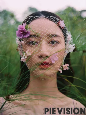 郭晓婷花瓣面纱性感写真图片_6