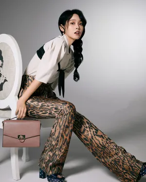 张佳宁百变风情性感写真图片_4