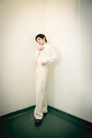 华晨宇小王子风穿搭写真图片_7