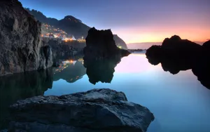 美丽湖畔风景桌面壁纸