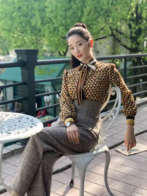肖燕复古风情高马尾写真图片_2