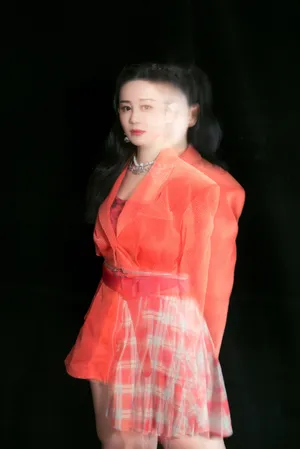 海陆性感甜酷舞台照图片_1