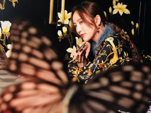 孟佳朦胧蝴蝶光影大片写真图片_8