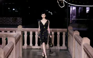刘令姿性感养眼写真图片_3
