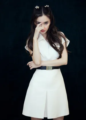 angelababy白裙优雅清新写真图片_2